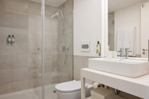 Stylish 1-bedroom apartment near Jardim do Morro - Gallery - 2