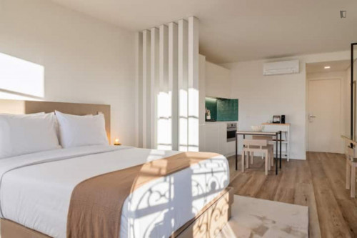 Tasteful studio next to Jardim do Morro - Gallery - 6