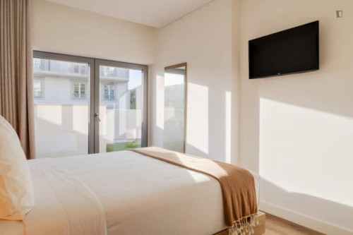Amazing 2-bedroom apartment near Jardim do Morro - Gallery - 24