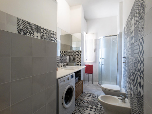 Spacious double bedroom close to Sesto Rondò metro station - Gallery - 12