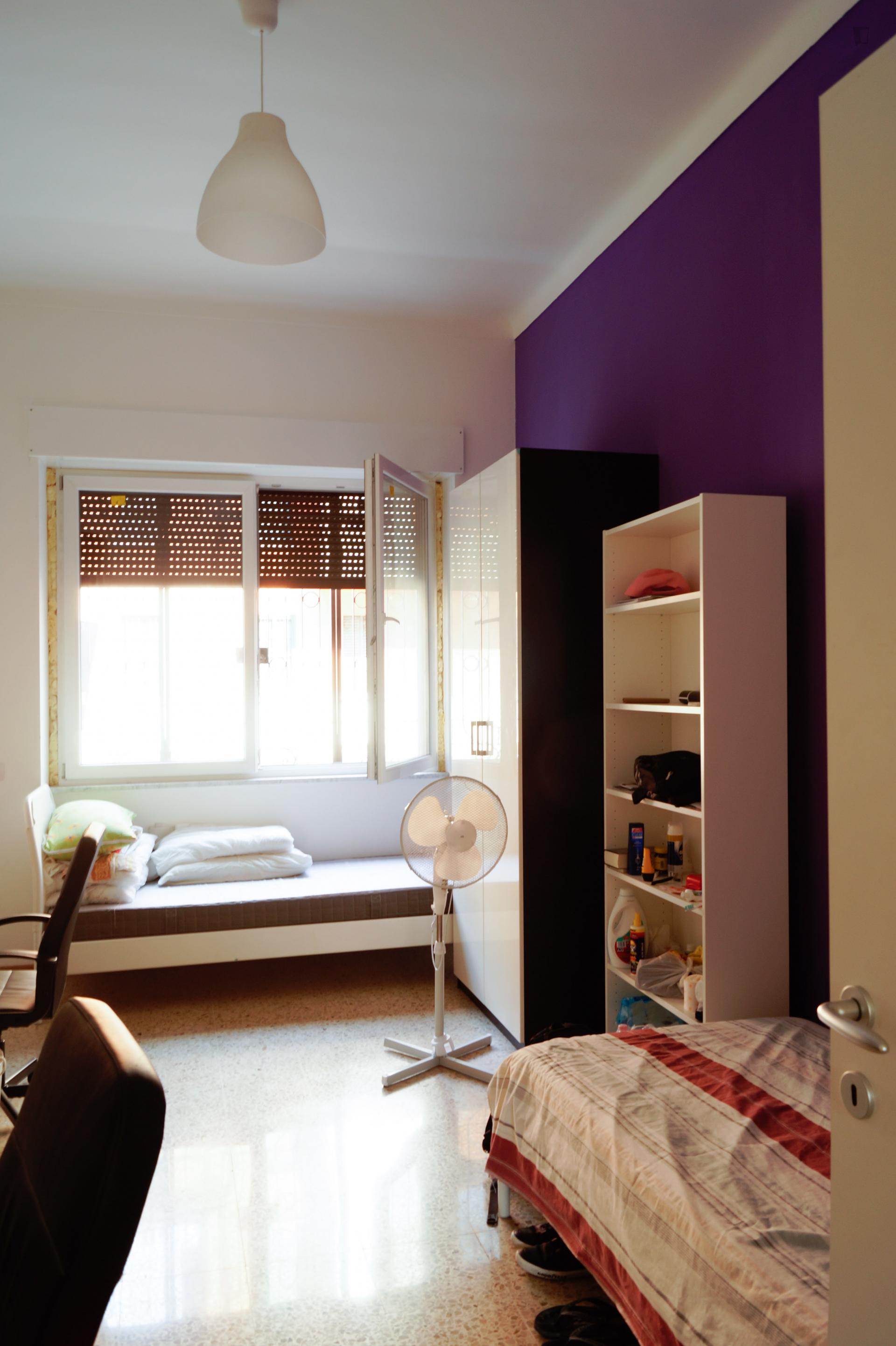 Bed in a twin bedroom, close to Politecnico
