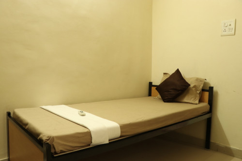 HelloWorld Ellen Student Hostel - Gallery - 5