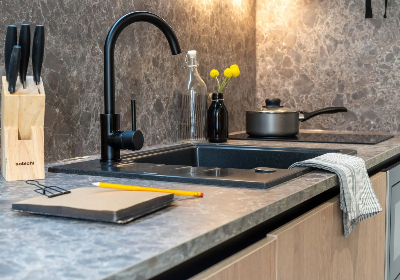 Bronze Studio - The Mont - Gallery - 5