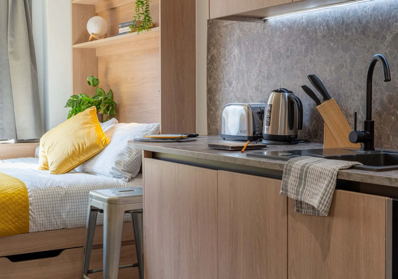 Bronze Studio - The Mont - Gallery - 4