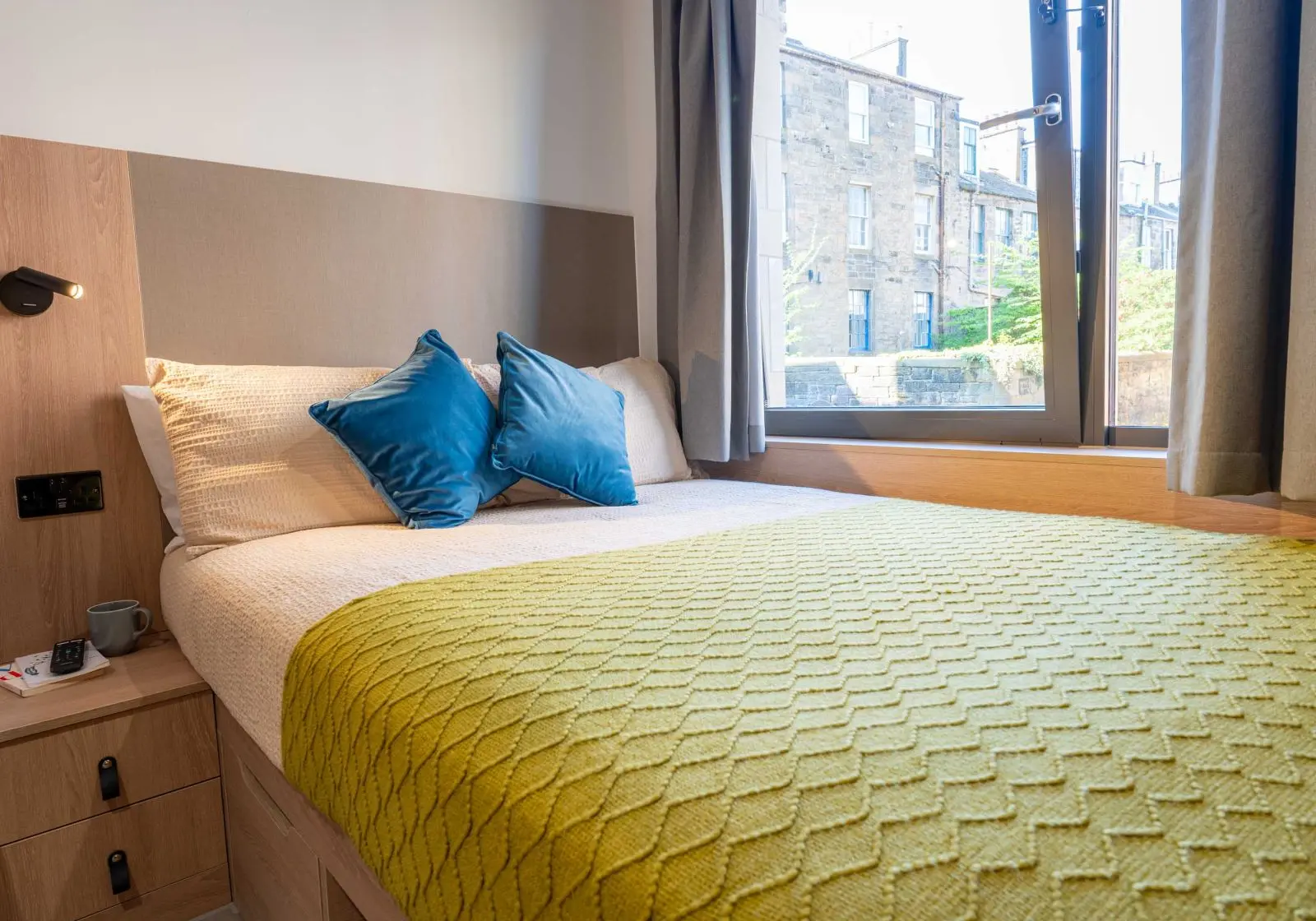  Gold Studio  -  The Mont  - Gallery -  6