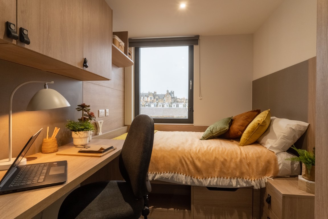  Bronze En-Suite  -  The Mont  - Gallery -  1