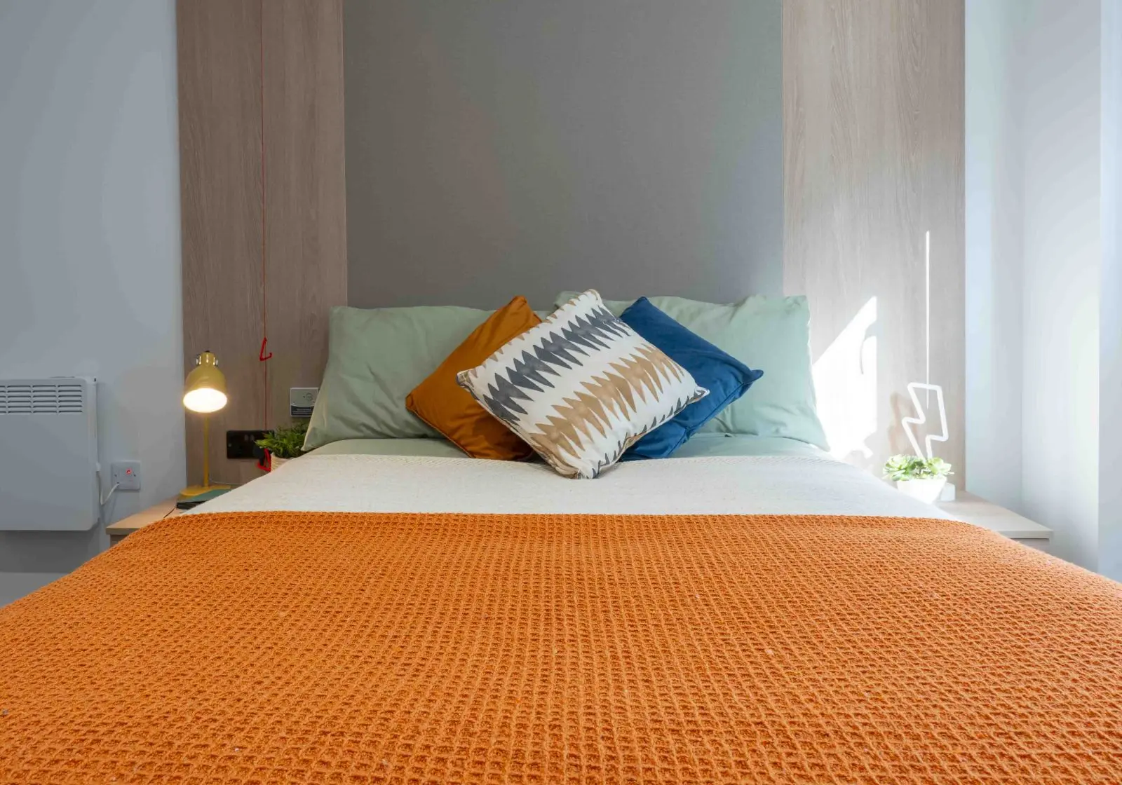 Gold En-Suite - The Mont - Gallery - 14