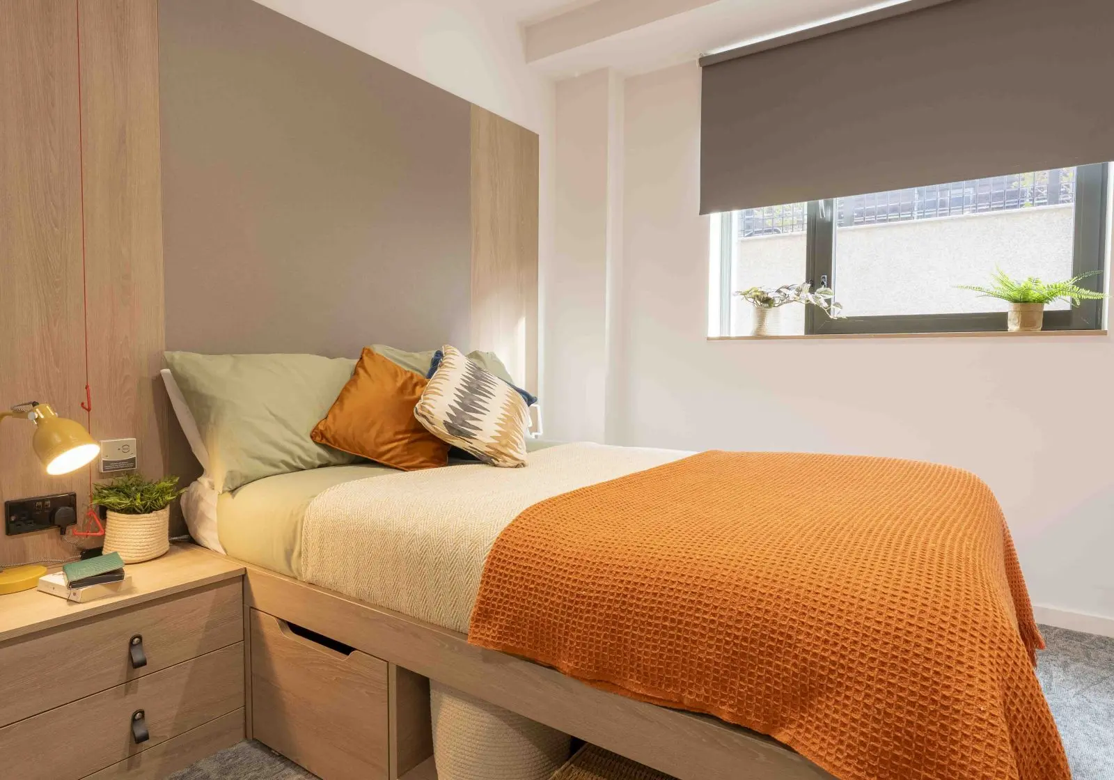 Gold En-Suite - The Mont - Gallery - 4