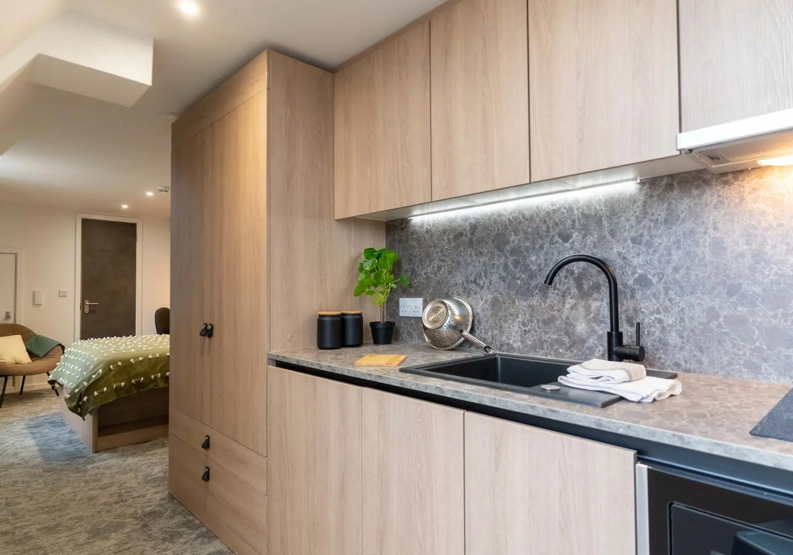 Platinum Studio - The Mont - Gallery - 3