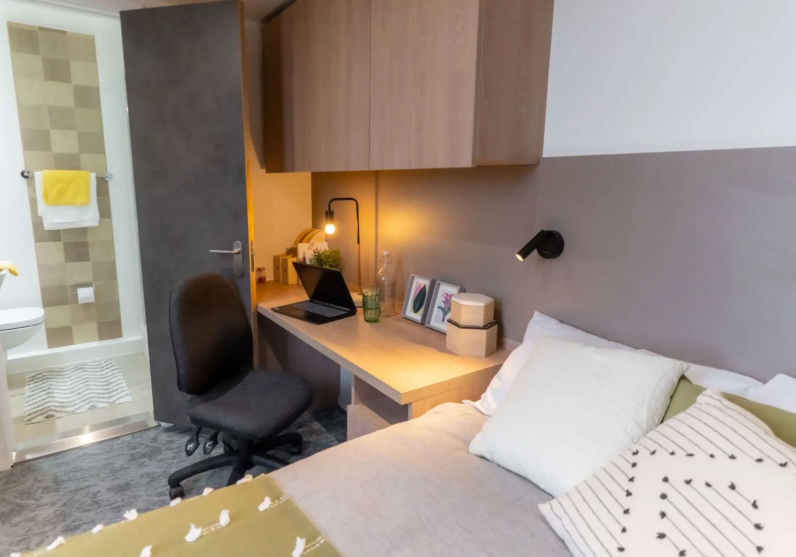 Platinum Studio - The Mont - Gallery - 7