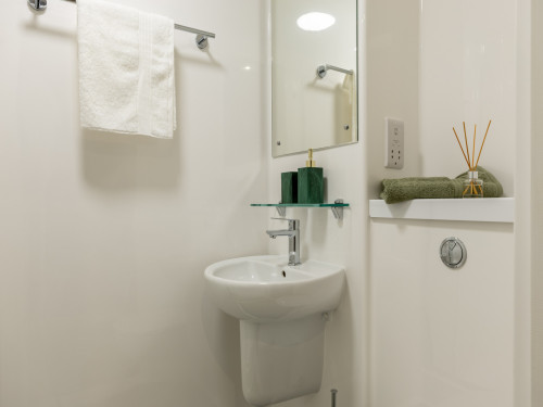 Straits Aire - Gallery - 12