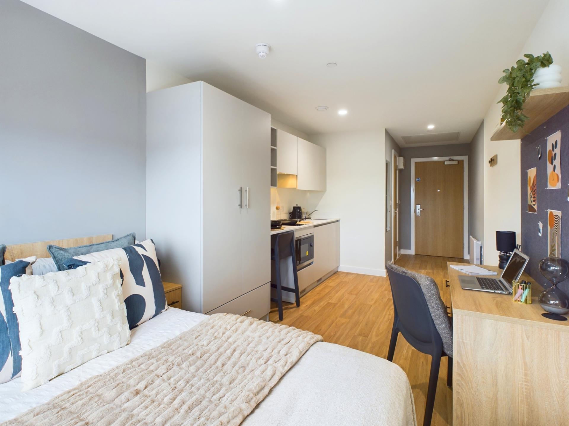  Large Studio  -  Straits Aire  - Gallery -  5