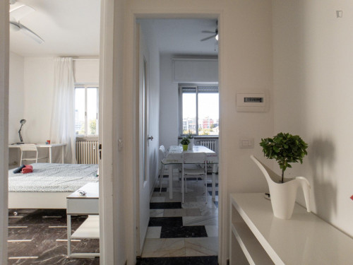Cosy single bedroom close to Sesto Rondò metro station - Gallery - 10