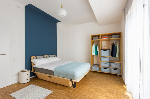 Alluring double bedroom near Naturmuseum Senckenberg