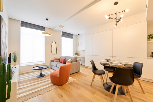 Stylish 1-Bedroom Apartment near the Grand Place