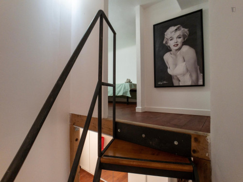 Homy single bedroom in an amazing loft near Porta Romana