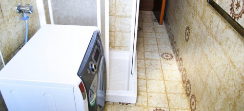 Bed in a twin bedroom, in a 3-bedroom flat near the Forlanini train station - Gallery - 10