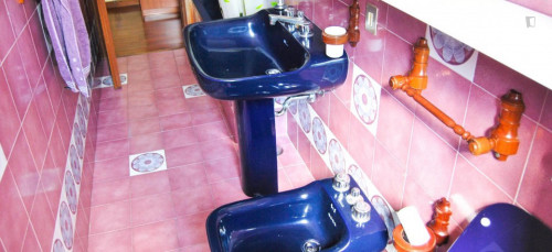 Bed in a twin bedroom, in a 3-bedroom flat near the Forlanini train station - Gallery - 8