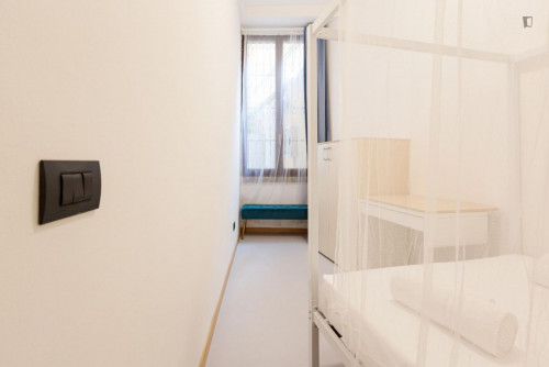 Elegant 2-bedroom flat near Sforzesco Castle