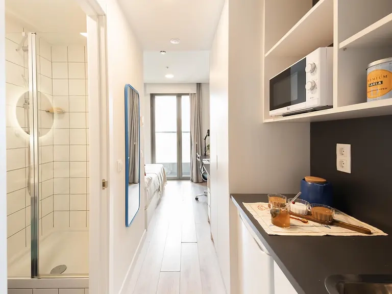  Individual Basic Balcon  -  Aleu University Residence  - Gallery -  6