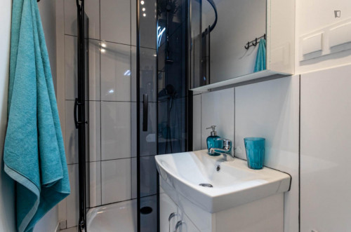Studio flat 25 minutes to Warsaw's Center, close to SWPS University - Gallery - 6