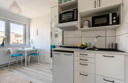 Studio flat 25 minutes to Warsaw's Center, close to SWPS University - Gallery - 5