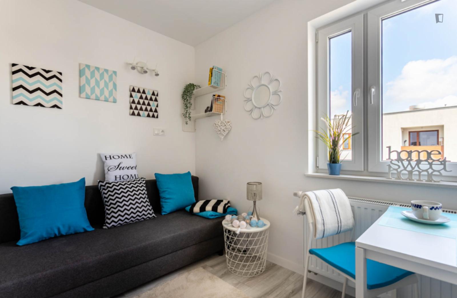 Studio Flat 25 Minutes To Warsaw's Center, Close To SWPS University - 1