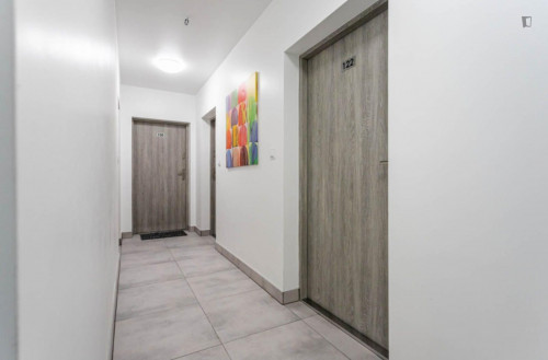 Studio flat 25 minutes to Warsaw's center, District Praga Poludnie - Gallery - 10