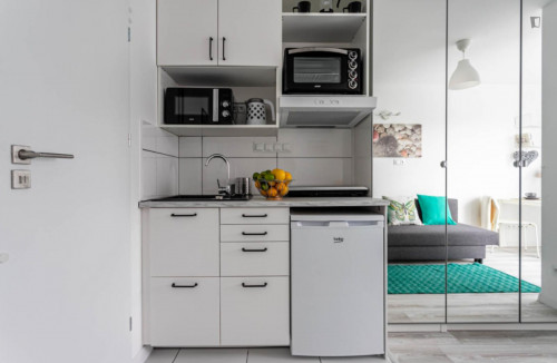Studio with balcony, 25 minutes to Warsaw's Center, close to SWPS University  - Gallery -  5