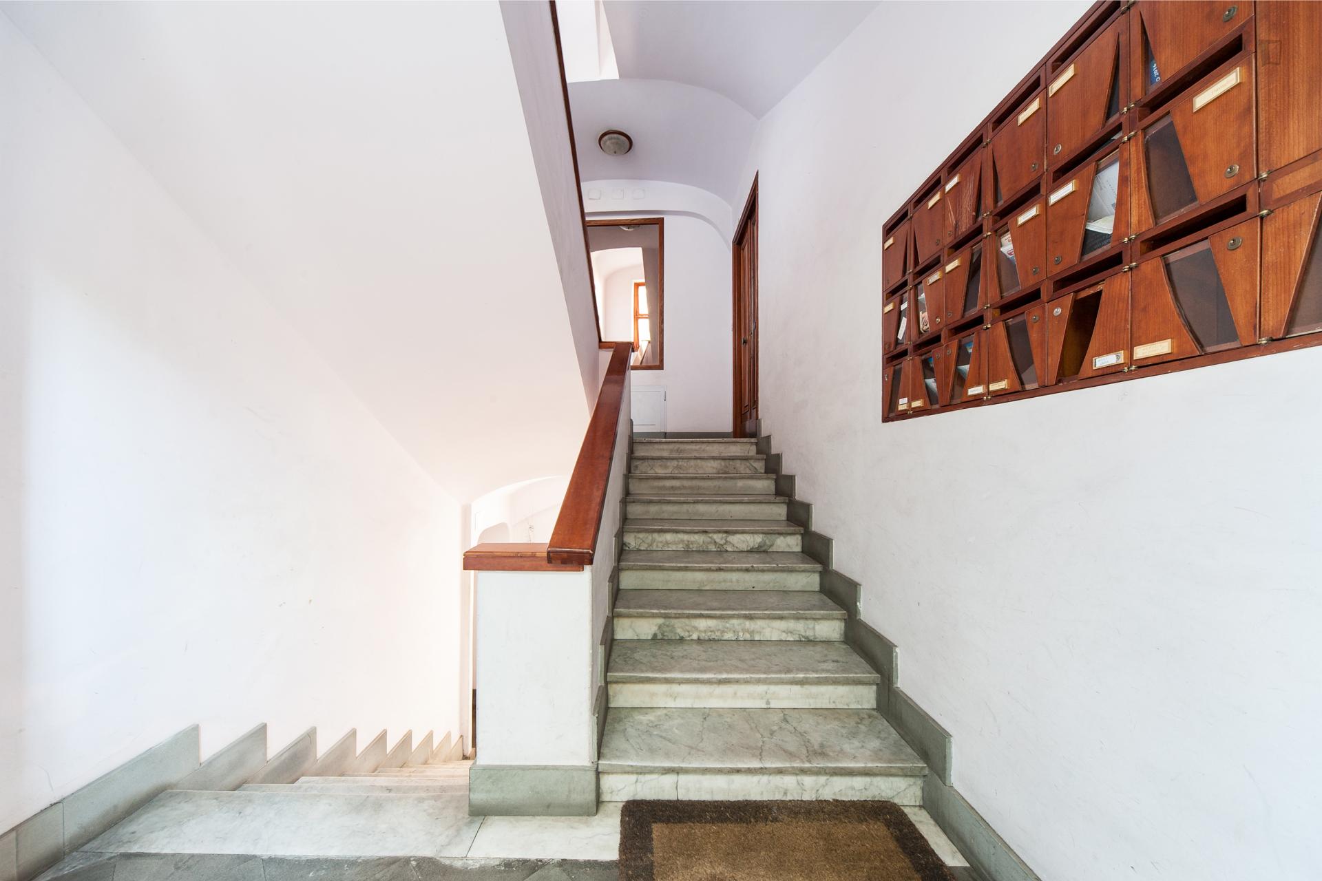 Modern single ensuite bedroom close to the Trastevere area