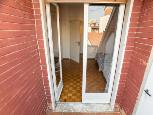 Bed in twin bedroom not far from Bocconi - Gallery - 19