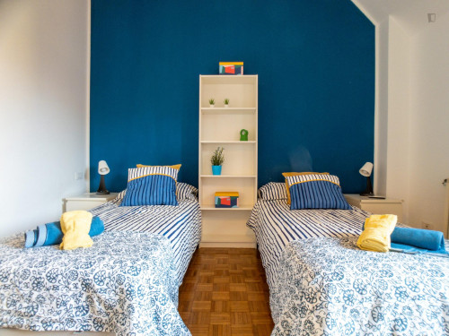Bed in twin bedroom not far from Bocconi - Gallery - 23