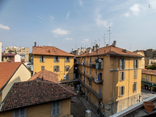 Bed in twin bedroom not far from Bocconi - Gallery - 5