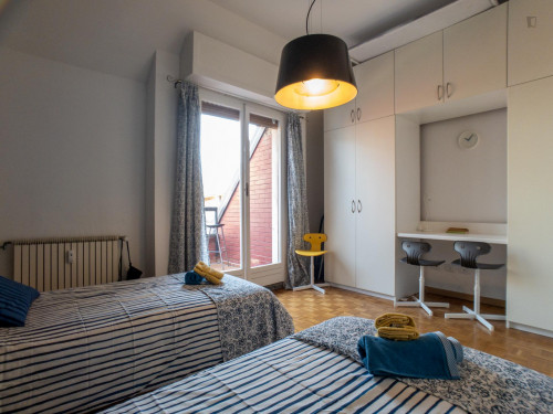 Bed in twin bedroom not far from Bocconi - Gallery - 22