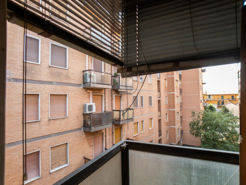 Bed in twin bedroom not far from Bocconi - Gallery - 6