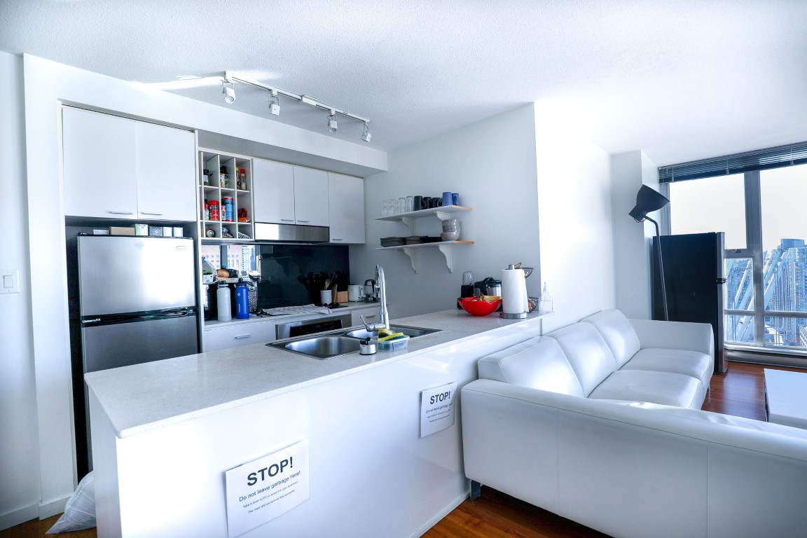  Private Bedroom W/ Windows | Shared Bathroom  -  Vle Ltd 668 Citadel Parade  - Gallery -  3