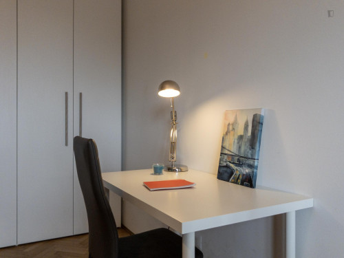 Bed in a twin bedroom connected with Cattolica University - Gallery - 24