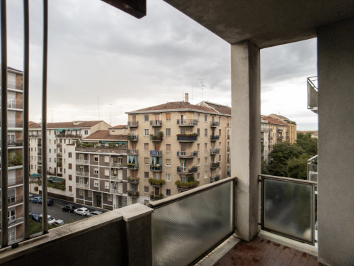 Bed in a twin bedroom connected with Cattolica University - Gallery - 17