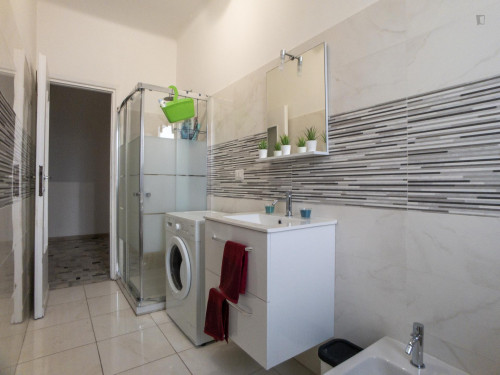 Bed in a twin bedroom connected with Cattolica University - Gallery - 5
