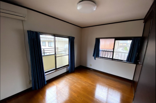 Cozy house near Shiga University