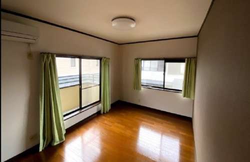 Cozy house near Shiga University