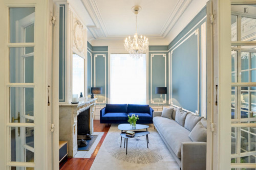Luxurious 4-bedroom apartment near Square Marie-Louise - Gallery - 25
