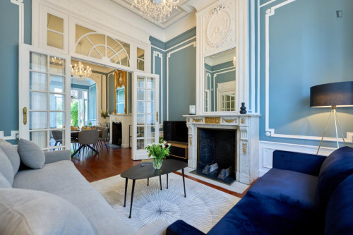 Luxurious 4-bedroom apartment near Square Marie-Louise - Gallery - 27