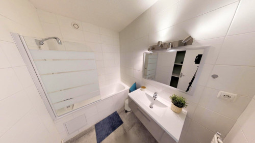Exceptional Stunning Apt. close to Gorge-de-Loup