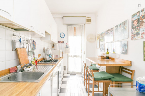 Pretty nice single ensuite bedroom in the Famagosta-Lorenteggio neighbourhood - Gallery - 7