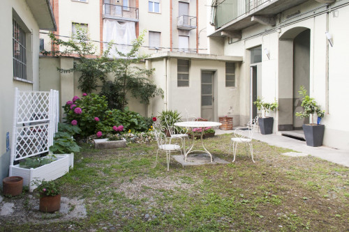 Comfy 2-bedroom apartment in Barriera di Milano - Gallery - 5