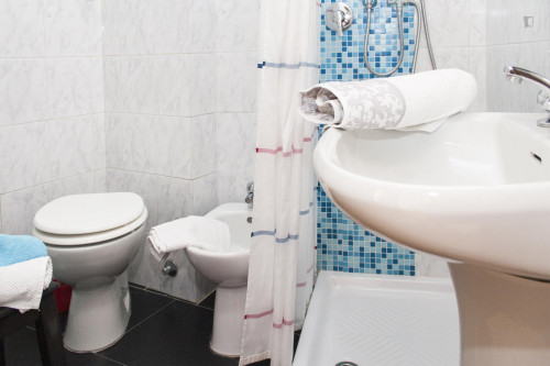 Comfy 2-bedroom apartment in Barriera di Milano - Gallery - 18