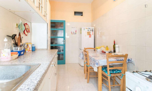 Neat double bedroom in Tuscolano neighbourhood - Gallery - 20
