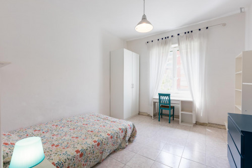 Neat double bedroom in Tuscolano neighbourhood