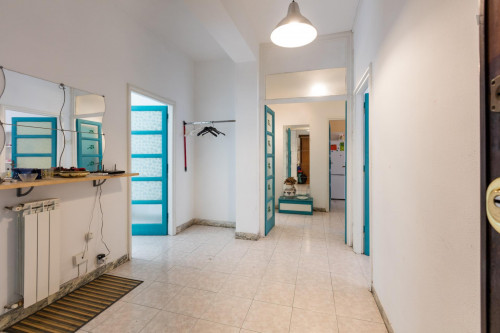 Neat double bedroom in Tuscolano neighbourhood - Gallery - 6